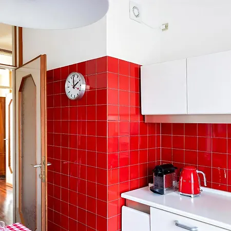 Residenza La Rocca - Maggiore Apartment Angera