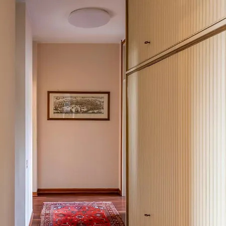 Residenza La Rocca - Maggiore Apartment *